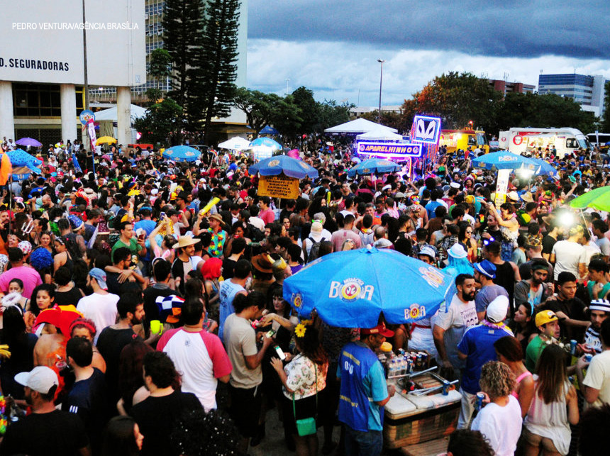 GDF incentiva trabalho de ambulantes legalizados e ordenados