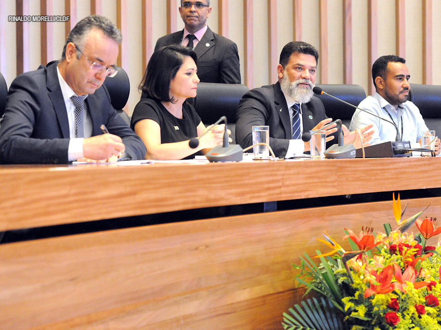 Profissionais de saúde pedem isonomia com demais carreiras do GDF