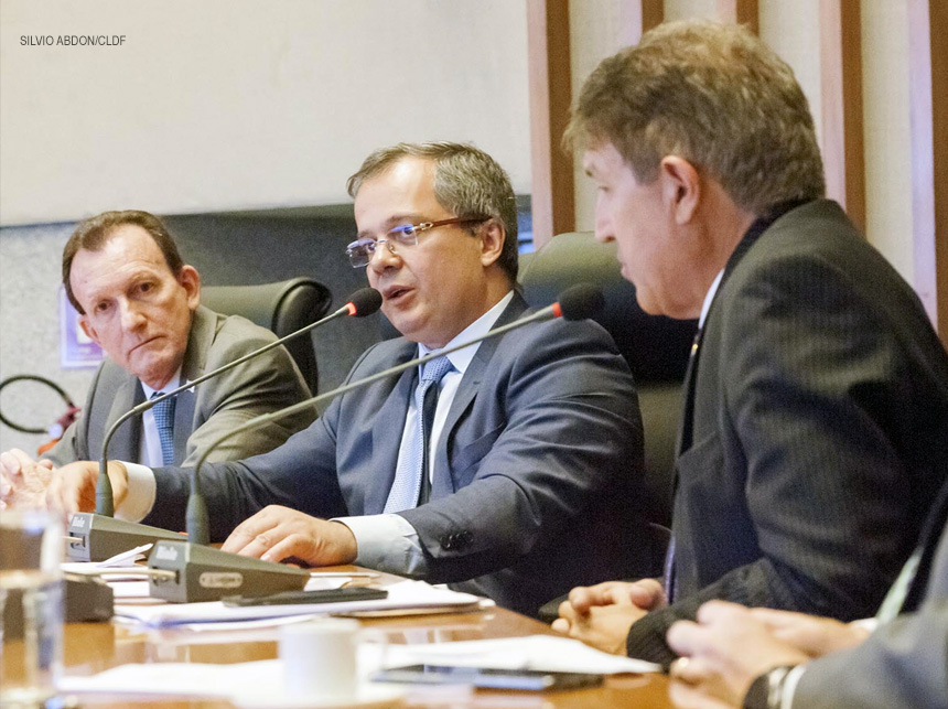 Secretário de Fazenda diz à CEOF que não há intenção de vender empresas estatais