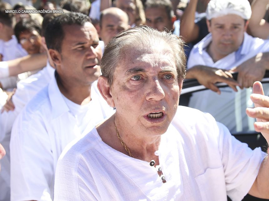 João de Deus consegue habeas corpus, mas permanecerá preso