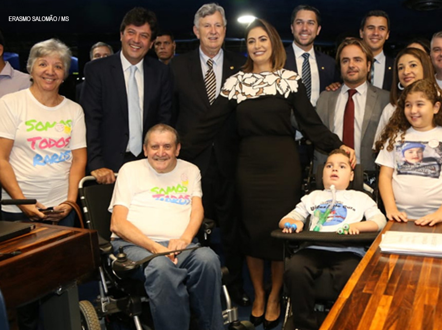 Medicamento para tratar atrofia muscular espinhal deve estar disponível no SUS em 180 dias