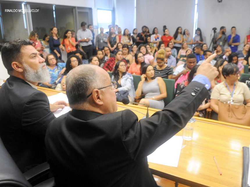 Desafios da Escola Superior de Ciências da Saúde (ESCS) marcam debate na CLDF
