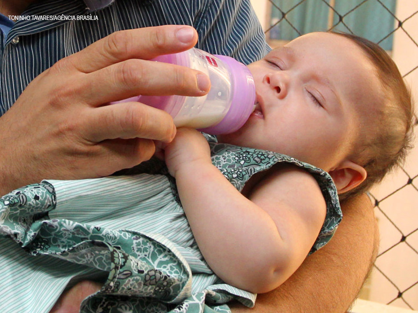 Secretaria de Saúde descobre venda ilegal de fórmulas nutricionais na internet