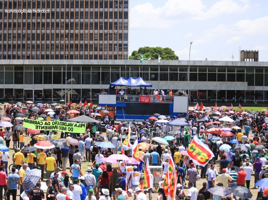 GDF suspende incorporações de gratificações a servidores após decisão do TCU
