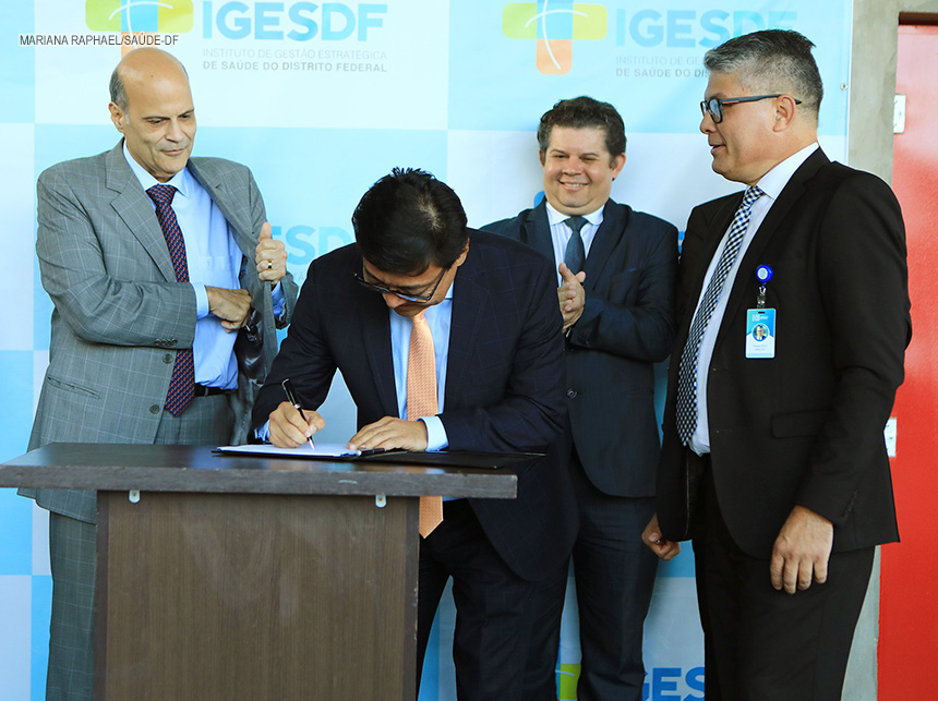 IGESDF assume oficialmente a gestão de oito unidades de saúde