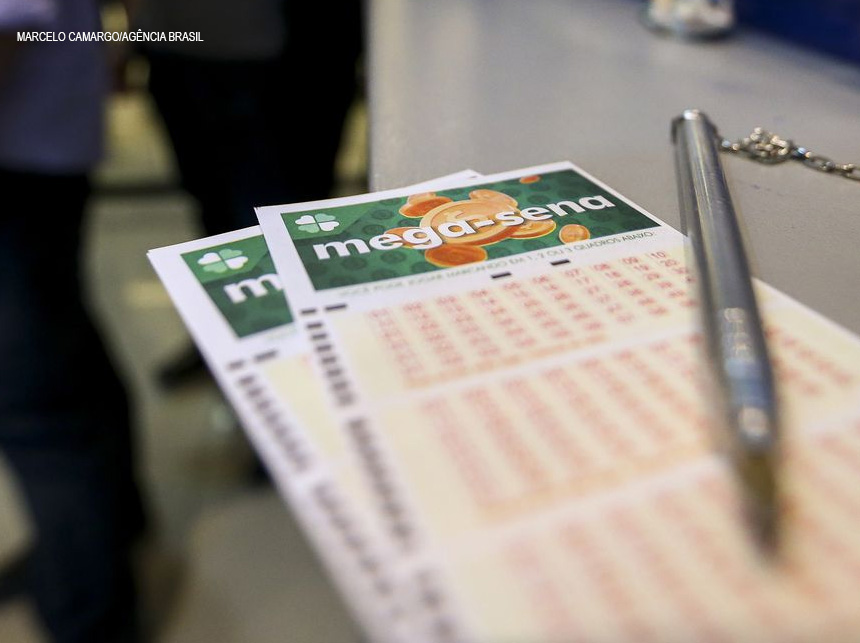 Sem acertadores das seis dezenas, Mega-Sena acumula novamente e prêmio vai a R$ 275 milhões
