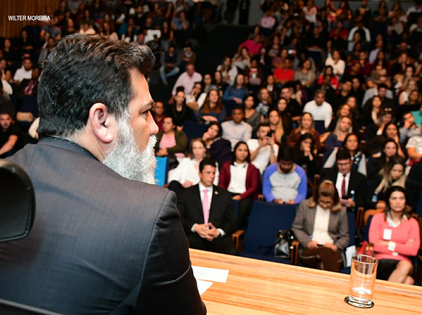 Deputado pede tratamento isonômico aos profissionais de saúde celetistas do IGESDF