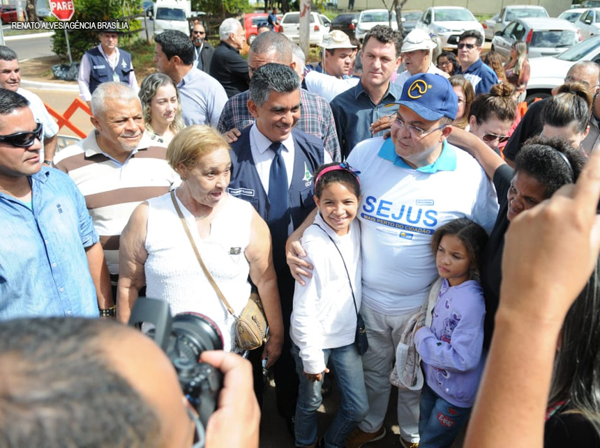 Ibaneis anuncia obras em Brazlândia