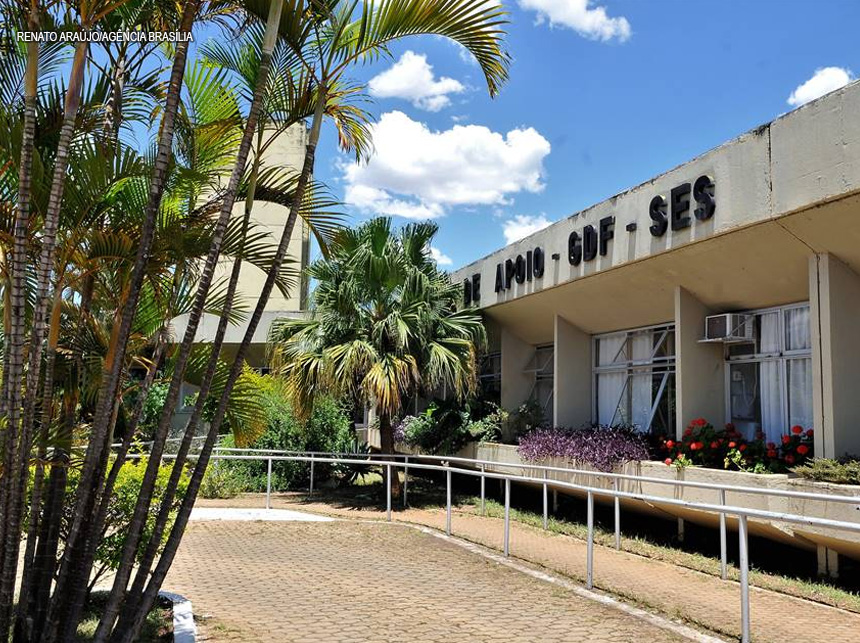 Saúde é investigada por compra superfaturada de remédio em 2017