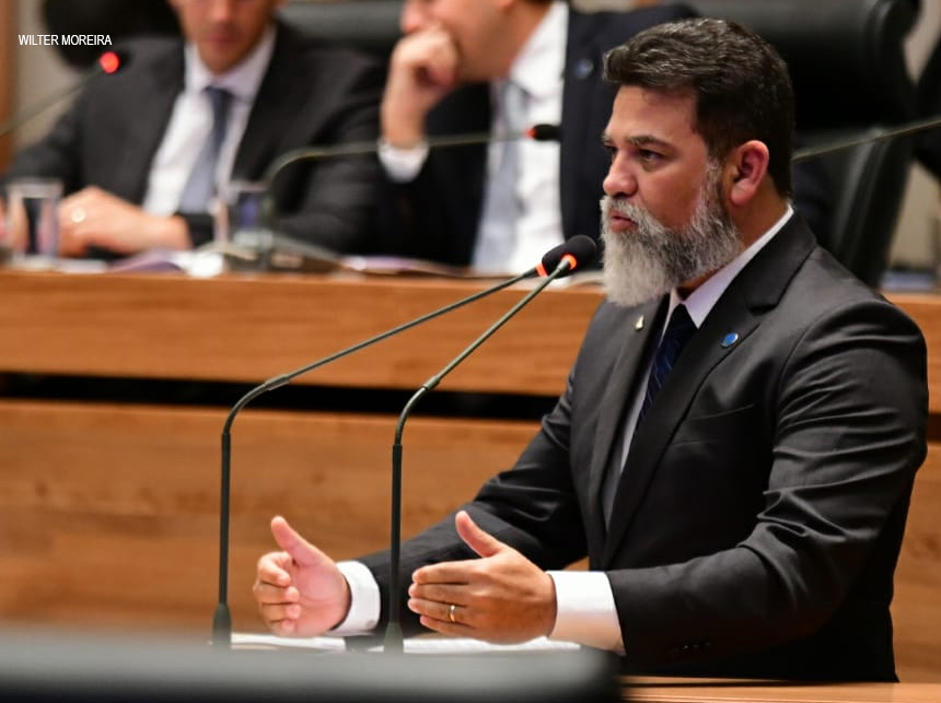 Após intervenção de Jorge Vianna secretário de saúde reformula portaria que tira poder de enfermeiro supervisor da SES-DF