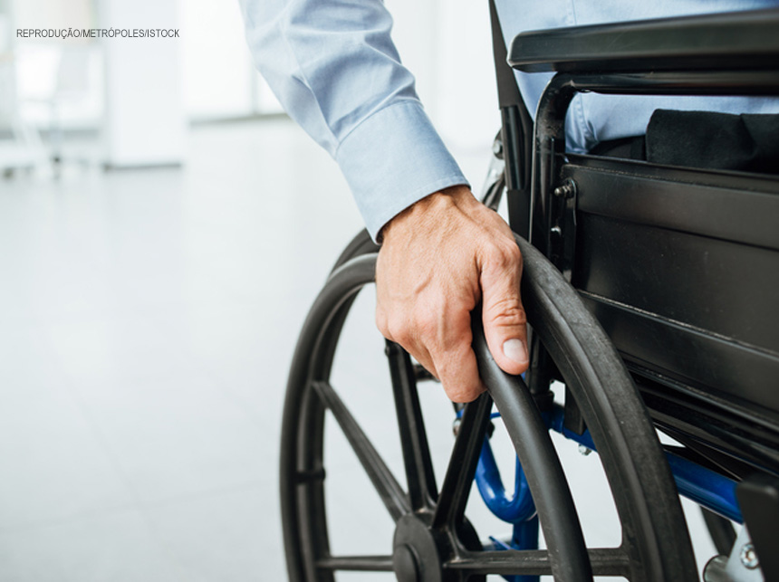 Deficientes do DF podem ter cota de 5% em cargos comissionados