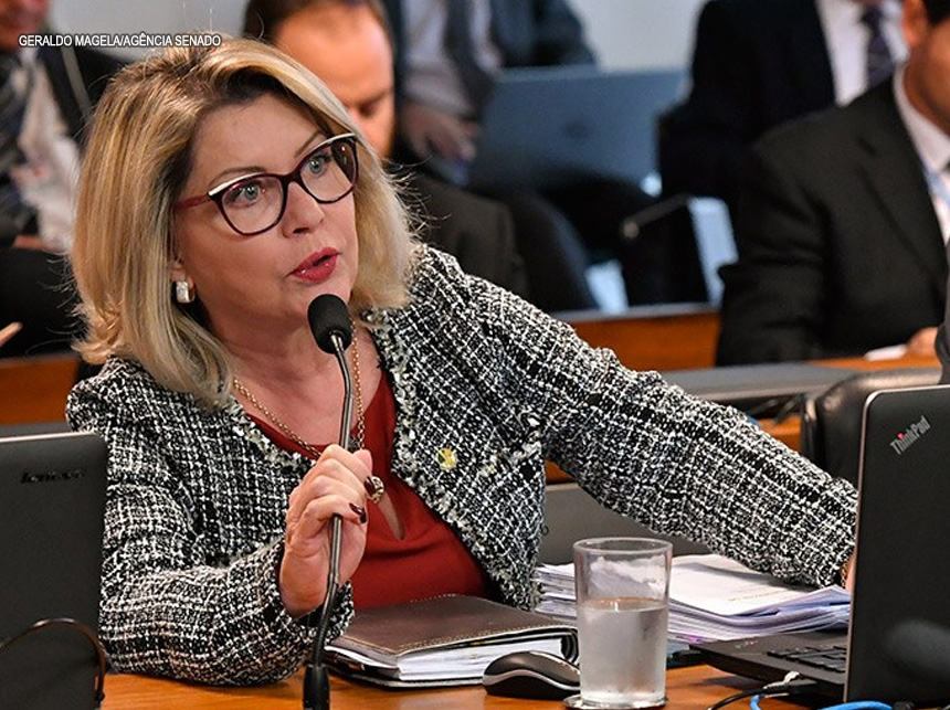 Senado: Projeto que regulamenta demissão de servidor por mau desempenho vai a Plenário