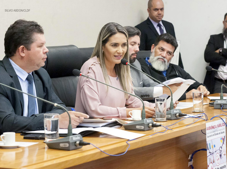 Comissão de Fiscalização da CLDF cobra explicações sobre falhas no atendimento de Saúde