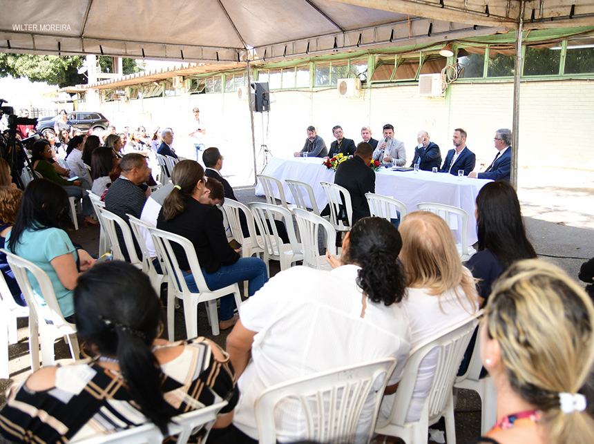 Servidores do hospital de Ceilândia são homenageados pela Câmara Legislativa do DF