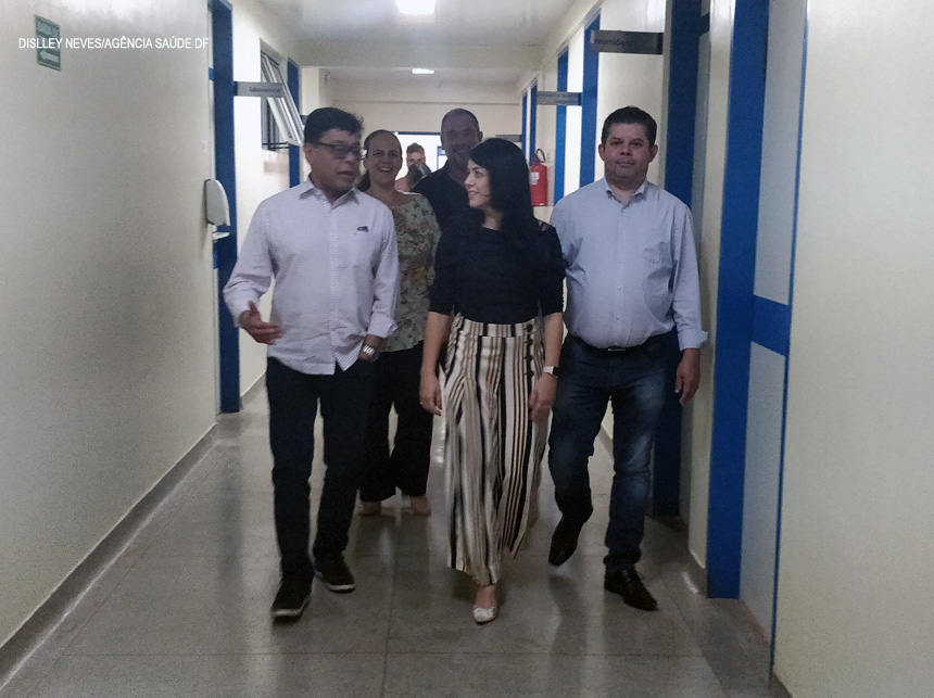Secretário anuncia melhorias em visita ao hospital do Paranoá