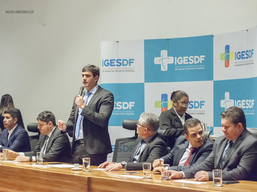 Cerimônia na CLDF marca ingresso de contratados do IGESDF