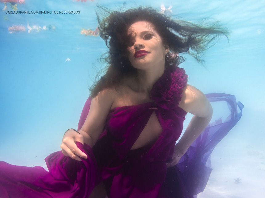 Exposição fotográfica alerta sobre detecção precoce do câncer de mama