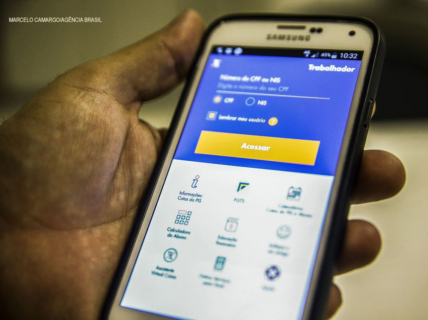 Com novos saques, aplicativo do FGTS lidera ranking em loja virtual