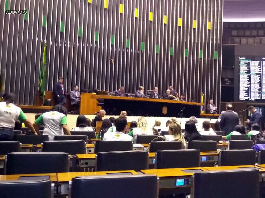 Agentes de saúde são homenageados em Sessão Solene na Câmara dos Deputados