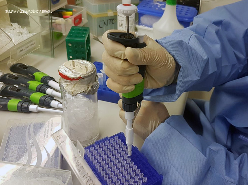 Exame para identificar vírus Zika é comercializado no país