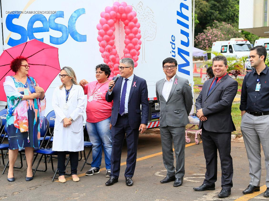 IGESDF reforça campanha do Outubro Rosa