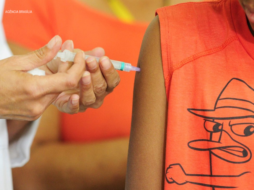 População do DF deve se vacinar contra o sarampo
