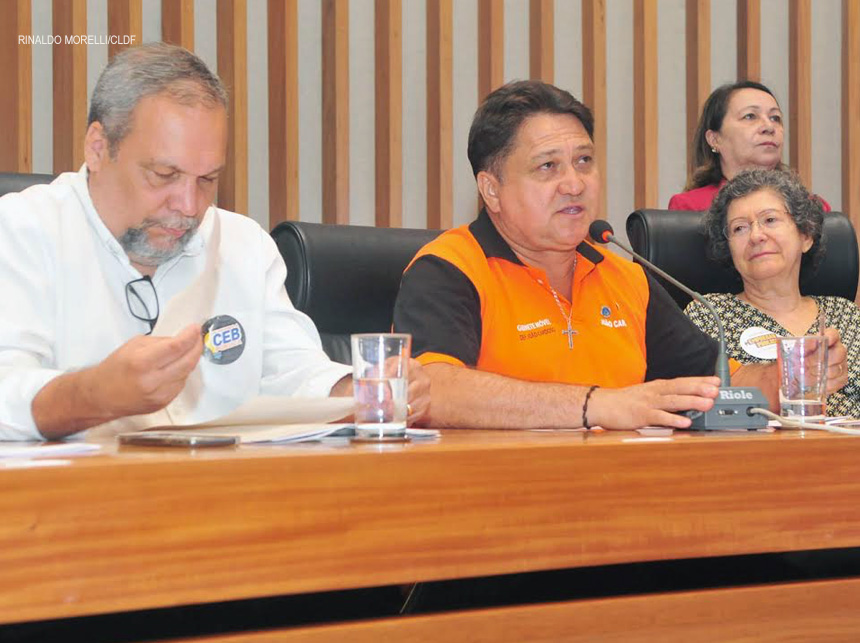 Servidor de duas carreiras, deputado João Cardoso reforça Frente Parlamentar em Defesa das Estatais do DF