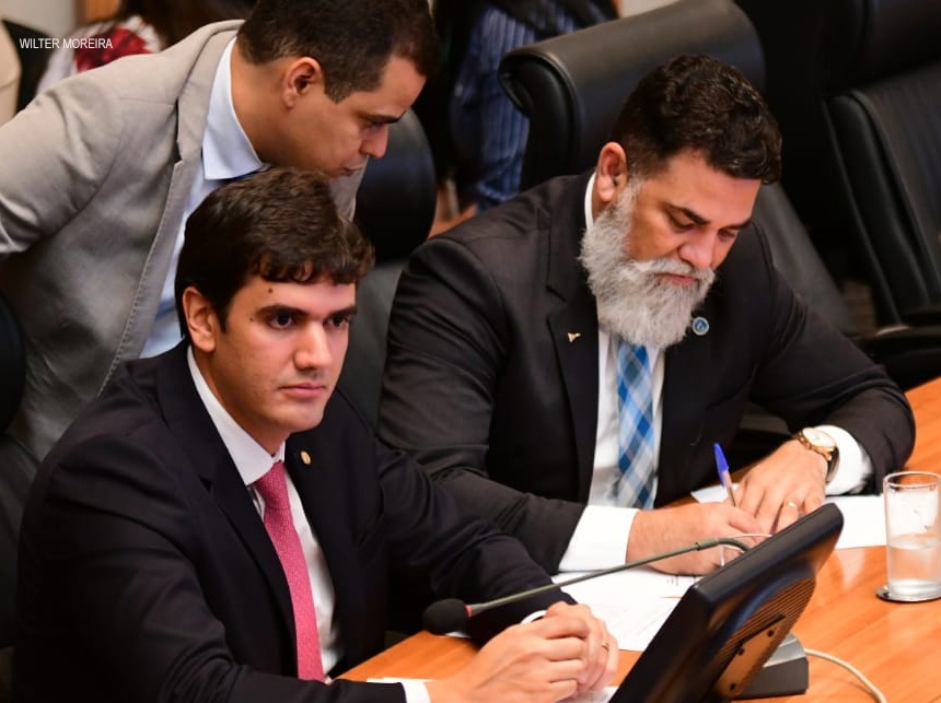 Jorge Vianna pede apoio de distritais para garantir recesso de final de ano aos servidores da Saúde