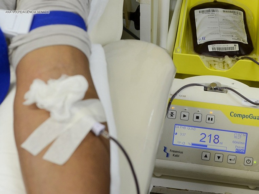 Executivo veta extensão de oferta de sangue e hemoderivados pelo SUS