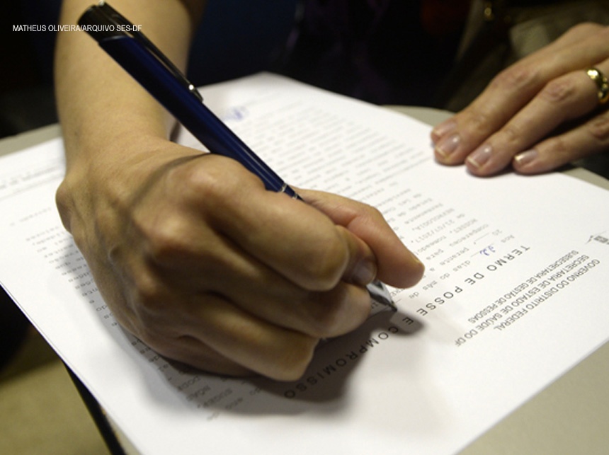 Ibaneis Rocha nomeia médicos anestesistas e outros profissionais para os quadros da Saúde