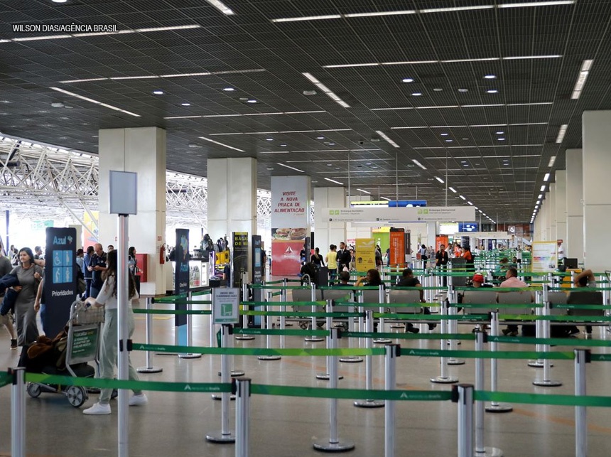 Passageira impedida de embarcar com aparelho de oxigênio será indenizada