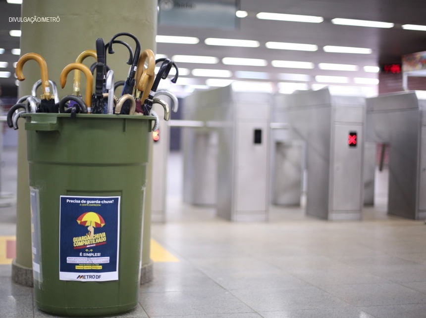 Pegue o seu guarda-chuva no Metrô-DF