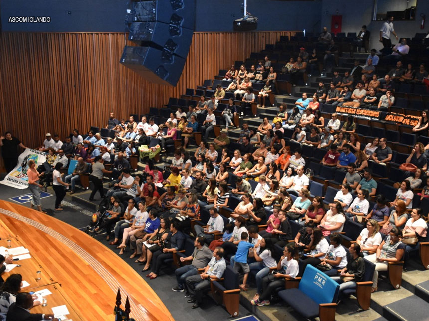 Deputado Iolando realiza audiência pública com escolas e comunidades do DF para discutir sobre o Educador Social
