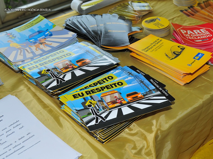 Detran lança credencial de estacionamento para pessoas autistas