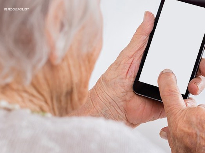 TIM é condenada por fraude contra idoso