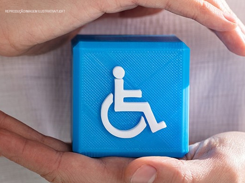 Pessoa com deficiência será indenizada por falta de espaço apropriado em evento público