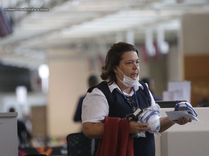 Empresas adotam home-office por conta do coronavirus