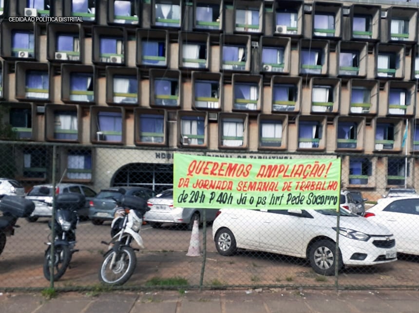 Após visitar HRT Jorge Vianna questiona suspeição de critérios para concessão de 40 horas pela Secretaria de Saúde