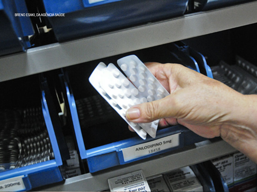 Farmácias de alto custo adotam medidas de prevenção ao coronavírus