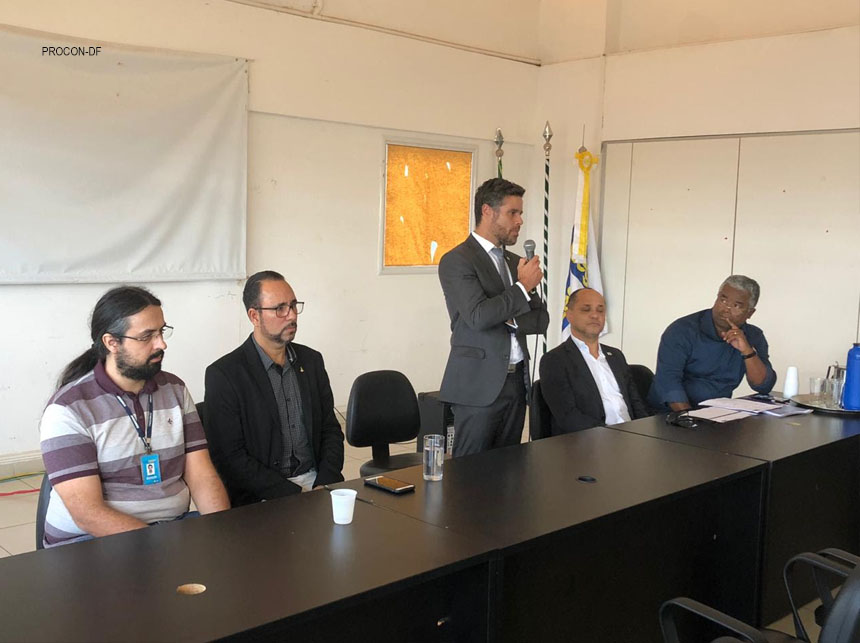 Procon atua para conter impactos do coronavírus e notifica 89 farmácias