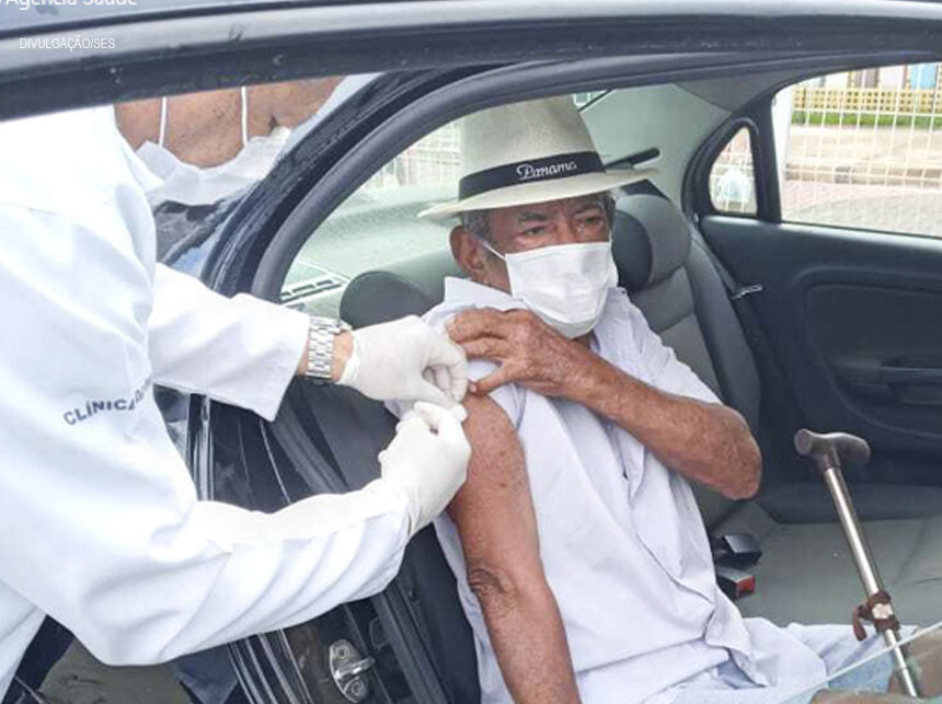 GDF inicia vacinação de idosos acima de 80 anos