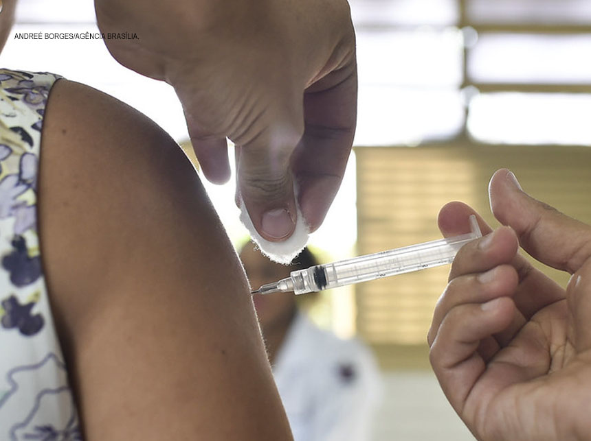 Vacinação contra influenza começa nesta segunda-feira (23) com novas regras