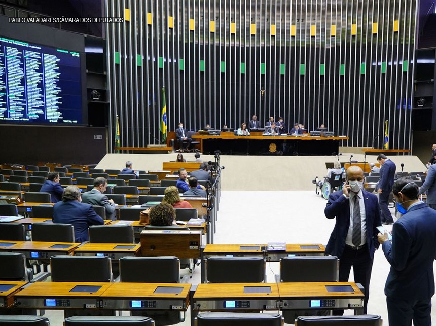 Câmara rejeita proposta que muda Conselho do Ministério Público