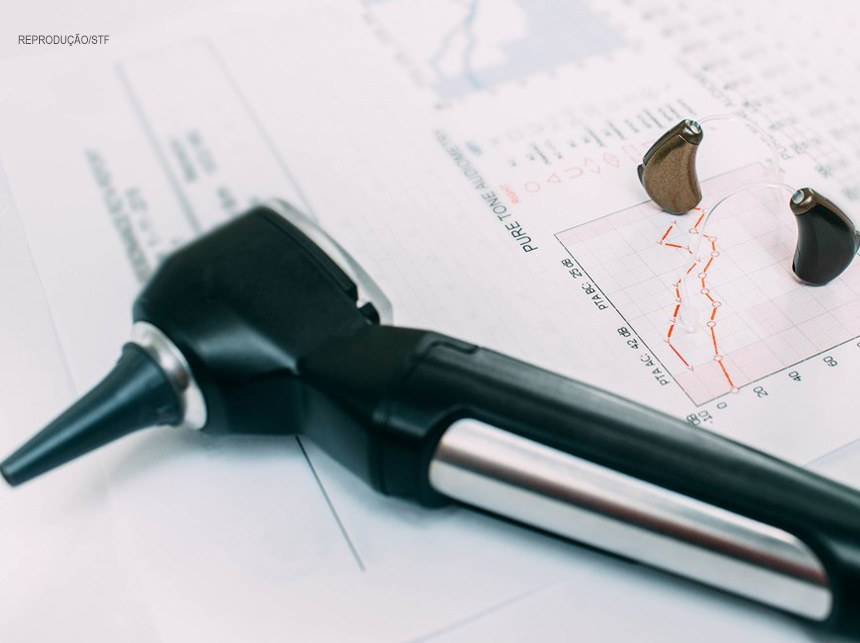 Lei de Goiás que restringe acesso de pessoas com deficiência auditiva ao serviço público é inconstitucional