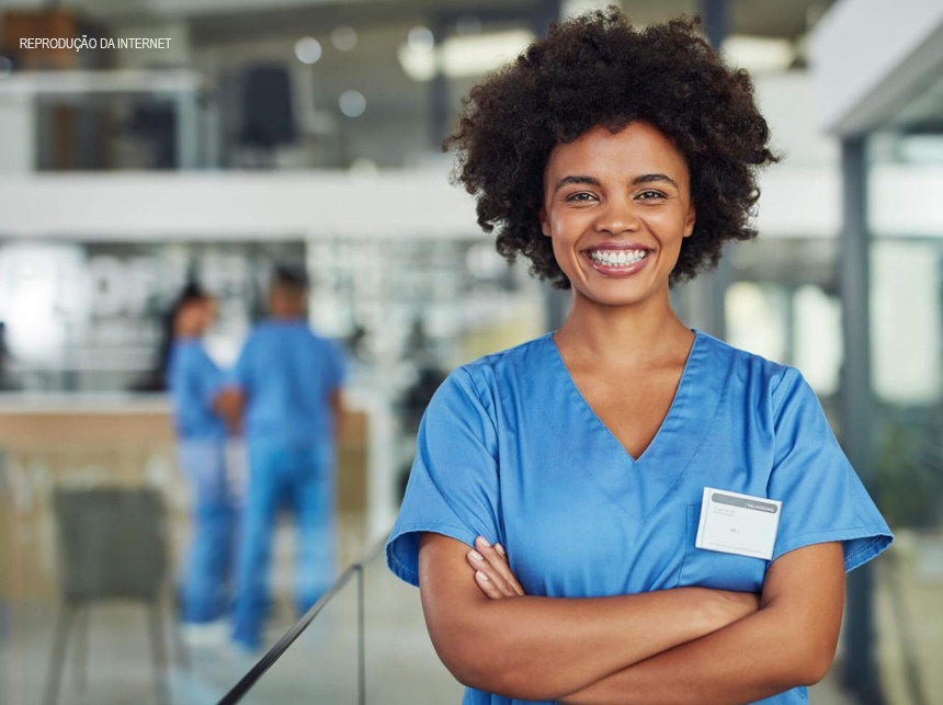 Ibaneis convoca 150 novos enfermeiros