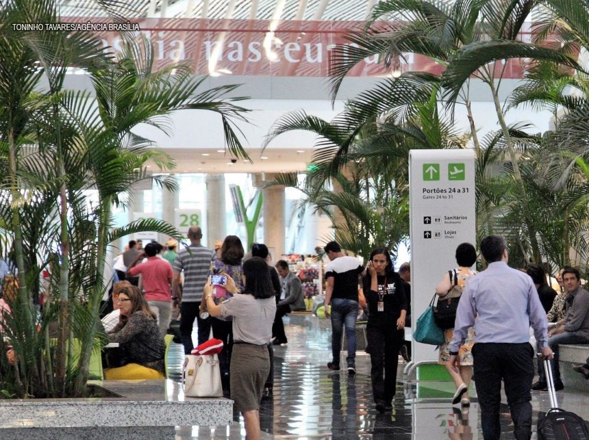 Procon tira dúvidas sobre viagens e cobertura de planos de saúde