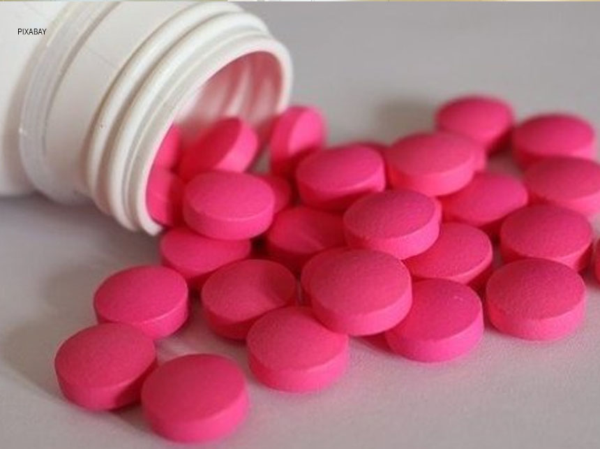 Homem morre ao se automedicar com cloroquina, para aquário, para curar covid-19