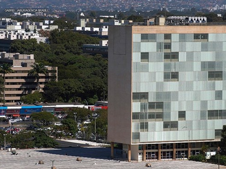 Brasília 63 anos: Hospital de Base é o pioneiro da saúde na capital