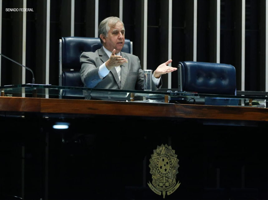 Em audiência com o ministro da Saúde, Izalci pede mais clareza nas informações oficiais sobre o Covid-19