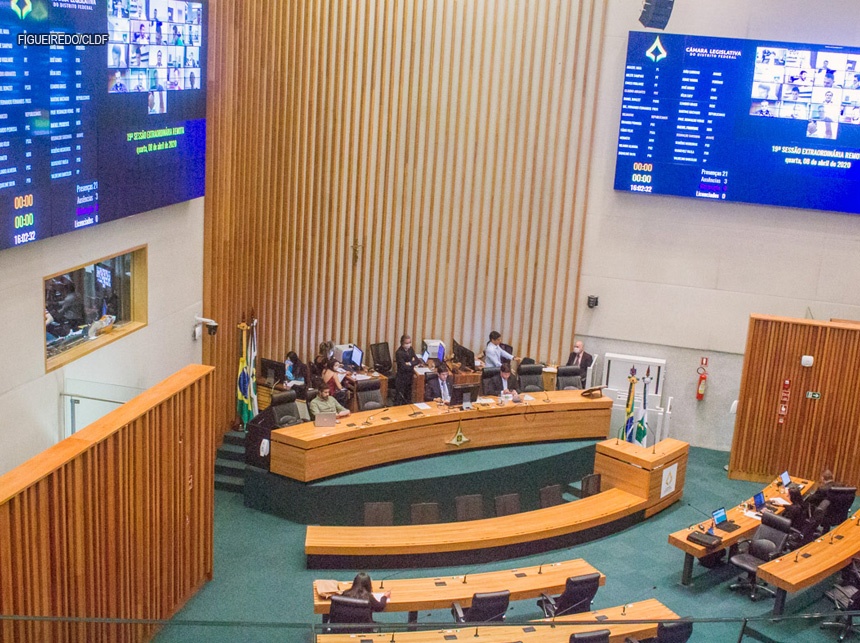 Aprovadas novas regras para serviço de transporte por aplicativo no DF